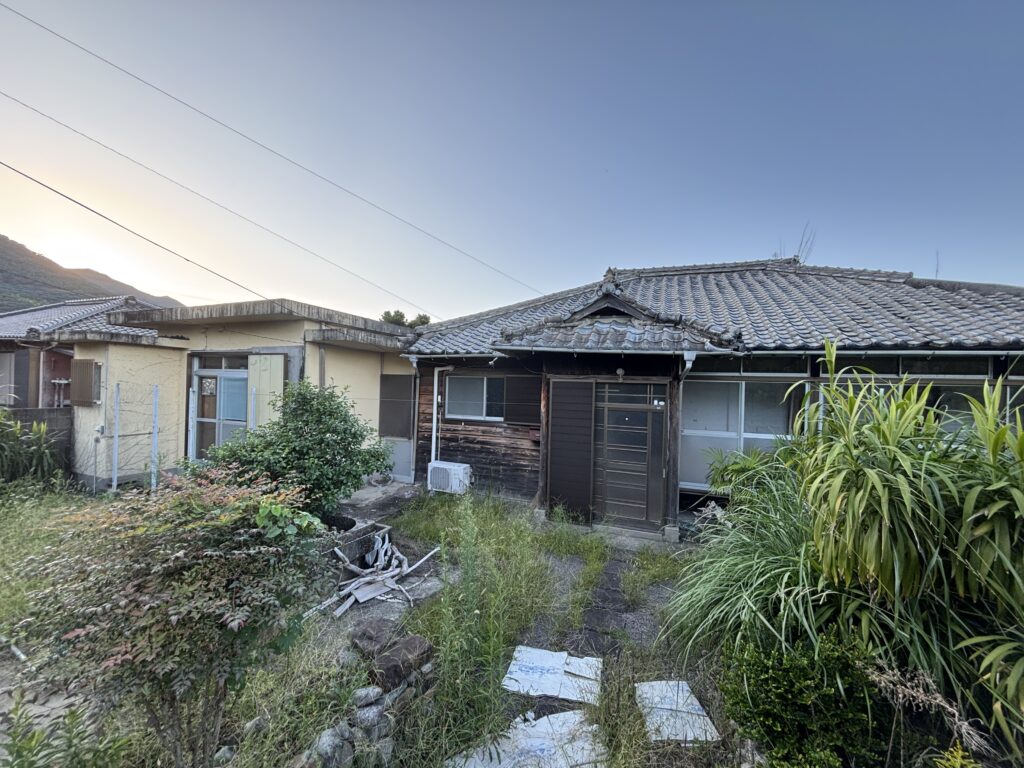 玉石垣に包まれた静寂の住まい、ゆったりとした時間が流れる贅沢な空間　　　　　　　　　　　　　 　　